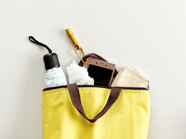 折りたたみ日傘